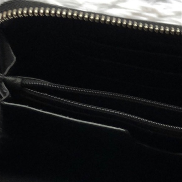 Micheal Kors Wristlet Wallet - Picture 5 of 5